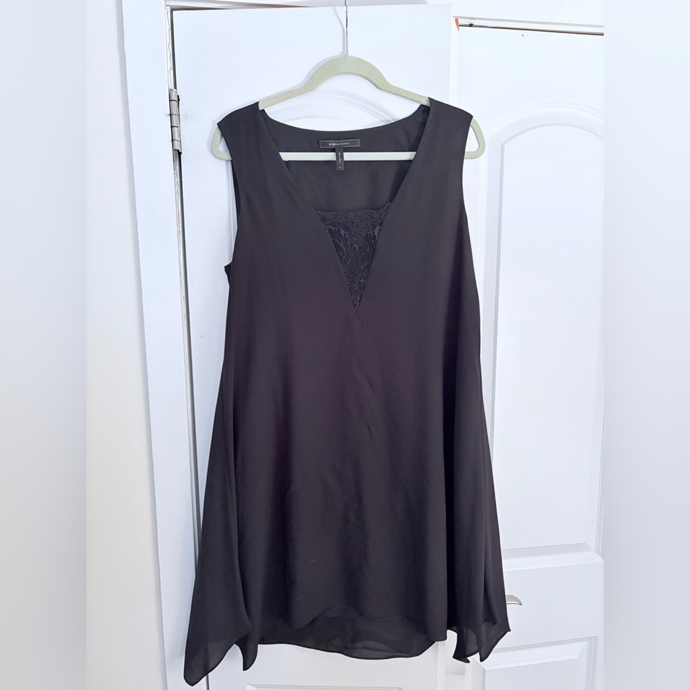 BCBG MAX AZARIA Black Sleevless Mini dress with Lace Inset - Size Medium